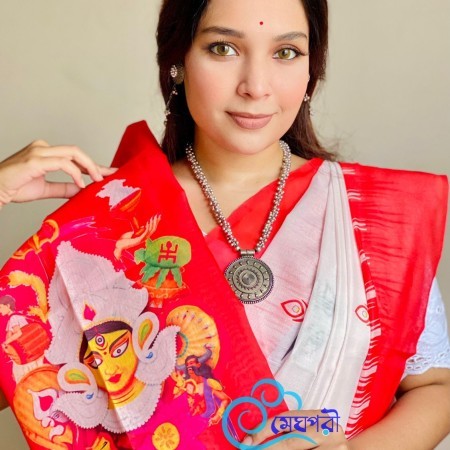 ব্লাউজ পিস সহ শাড়ী DP-6032